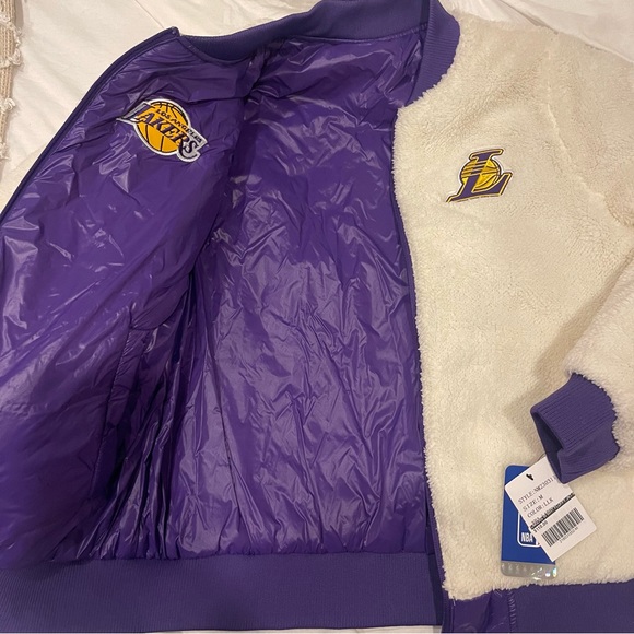 Lakers reversible jacket - Picture 3 of 3